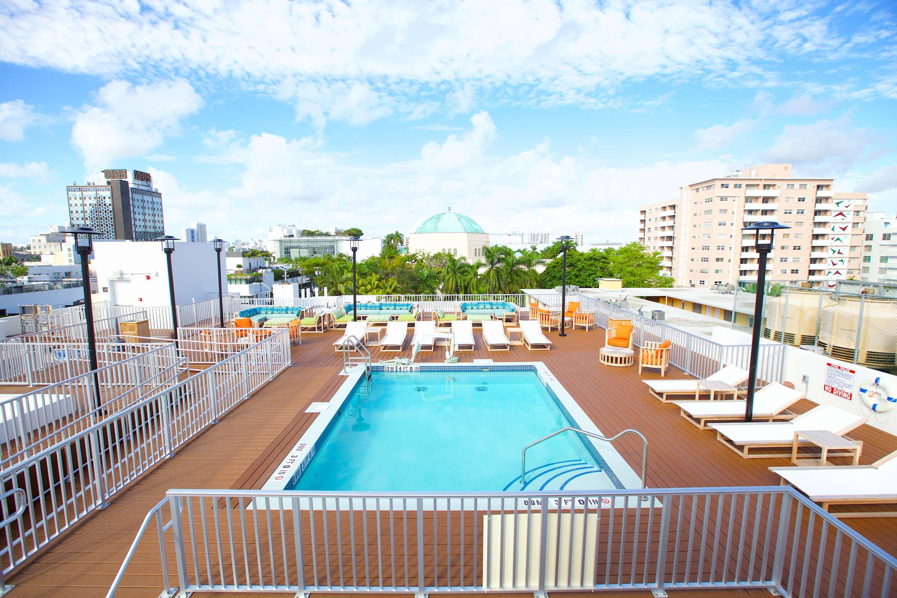 The Claremont Hotel Miami Beach Extérieur photo